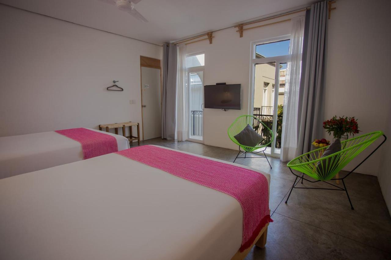 Hotel Mama Carlota Queretaro Ngoại thất bức ảnh